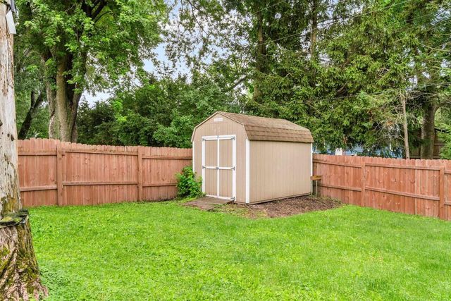 14 Arcade Glen Road, Ripon, WI 54971