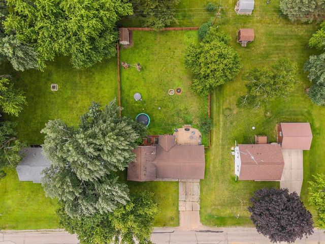 14 Arcade Glen Road, Ripon, WI 54971