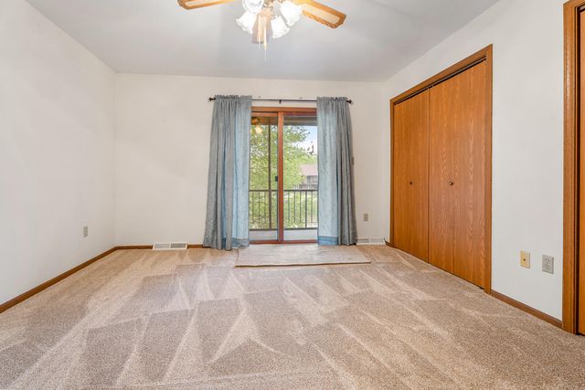 854 Jordan Circle, Schererville, IN 46375