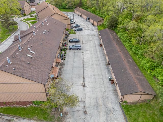 854 Jordan Circle, Schererville, IN 46375