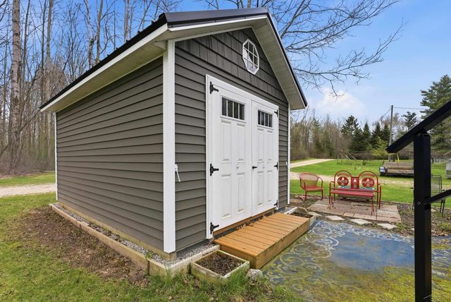 880 Sutherly Drive, Beaverton, MI 48612