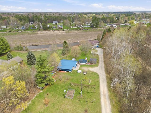 880 Sutherly Drive, Beaverton, MI 48612