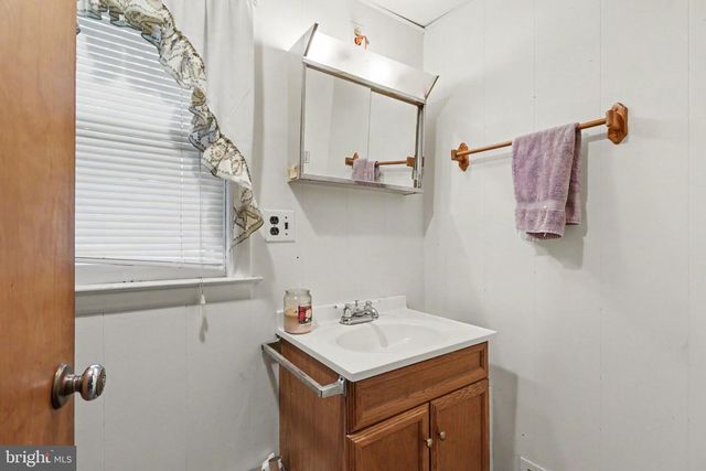 1121 BLACK GAP ROAD, Fayetteville, PA 17222
