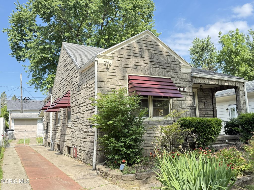 616 Bronx Drive, Toledo, OH 43609