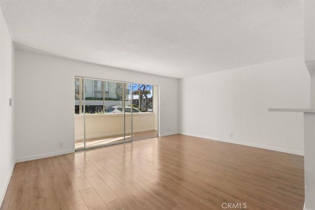 805 Glenway 105, Inglewood, CA 90302