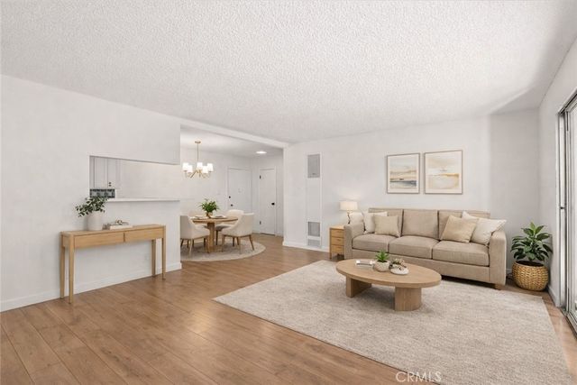 805 Glenway 105, Inglewood, CA 90302