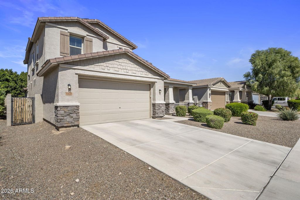 12128 W COUNTRY CLUB Trail, Sun City, AZ 85373 — photo 2