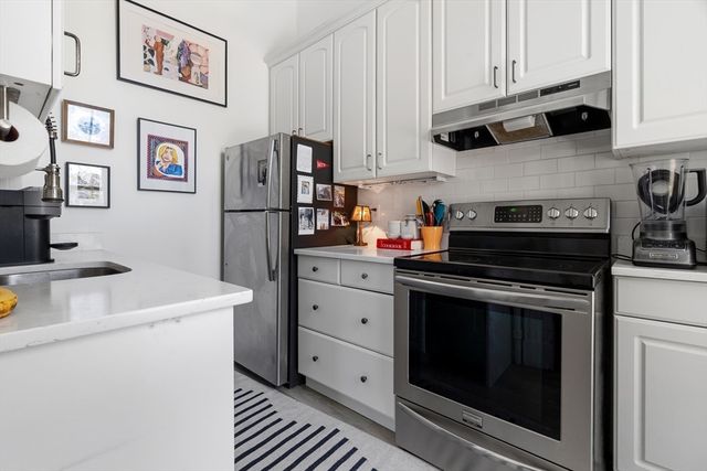 324 Shawmut Ave 2, Boston, MA 02118