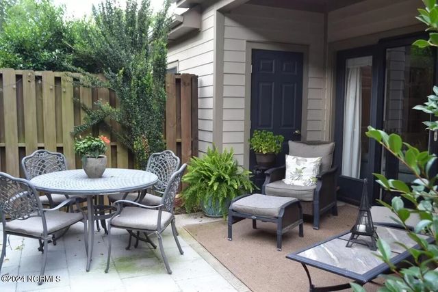 8 Elk Ridge Lane, Southern Pines, NC 28387