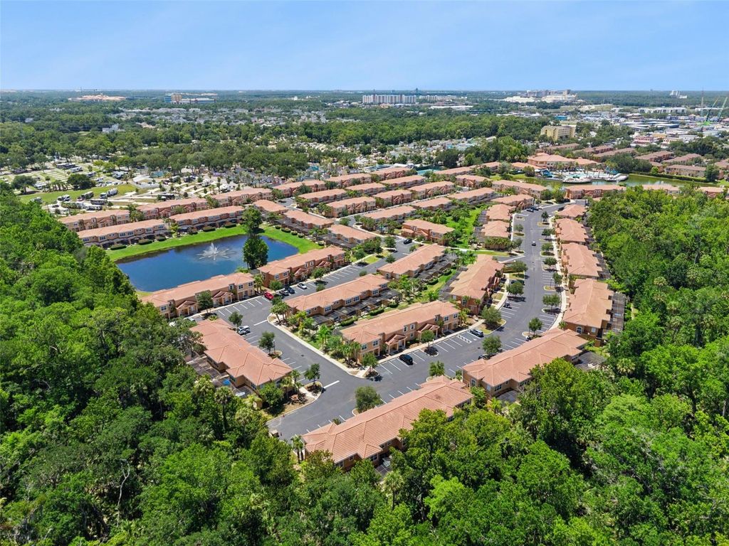 Image 32 of property listing at 2617 BUGATTI COURT, Kissimmee, FL 34746