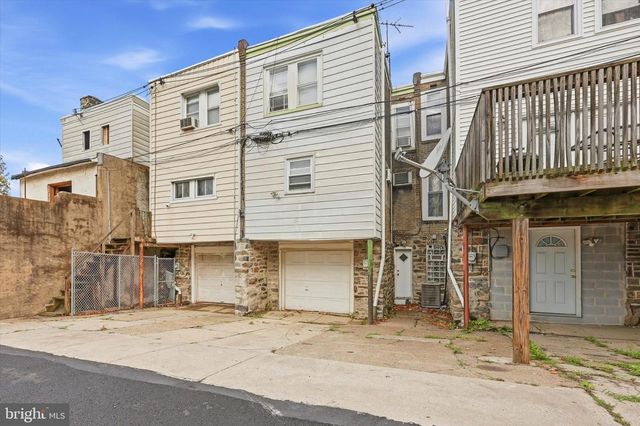 6536 LEBANON AVE, Philadelphia, PA 19151