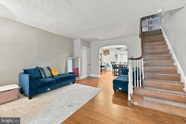 6536 LEBANON AVE, Philadelphia, PA 19151