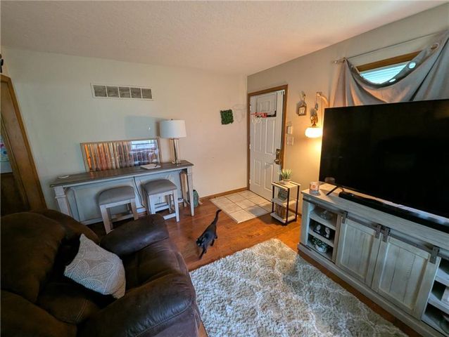 13598 E 39th & 13600 Court, Independence, MO 64055