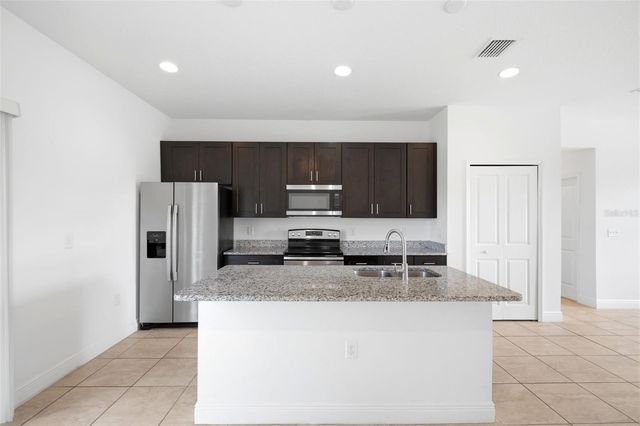 14228 SW 48TH COURT ROAD, Ocala, FL 34473