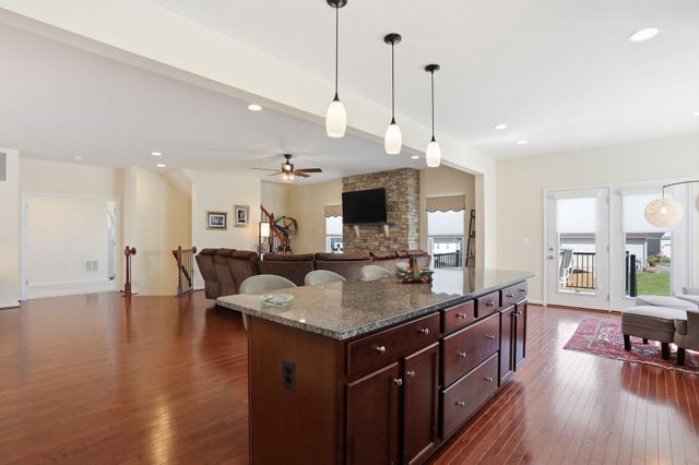 241 COURIER DR, Charles Town, WV 25414