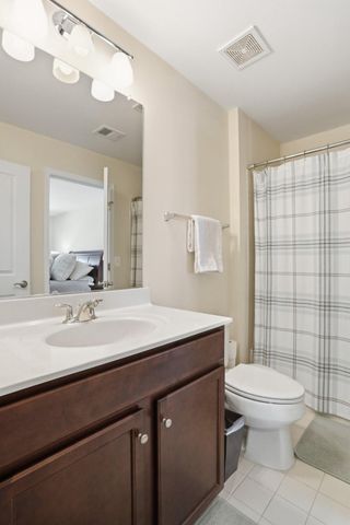 241 COURIER DR, Charles Town, WV 25414