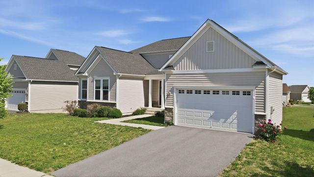 241 COURIER DR, Charles Town, WV 25414
