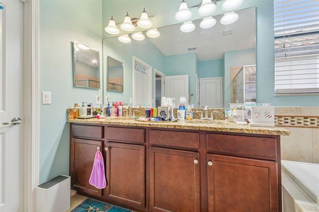 13122 GREEN VIOLET DRIVE, Riverview, FL 33579