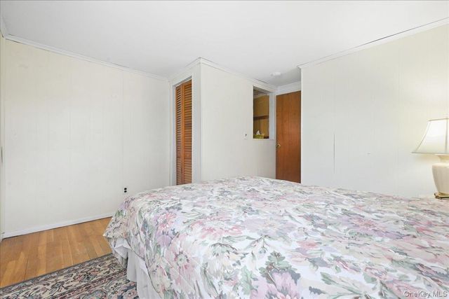 4001 Wicks Avenue, Seaford, NY 11783