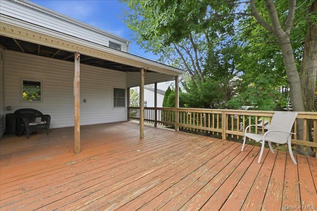 4001 Wicks Avenue, Seaford, NY 11783