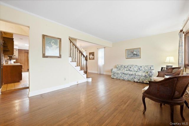 4001 Wicks Avenue, Seaford, NY 11783