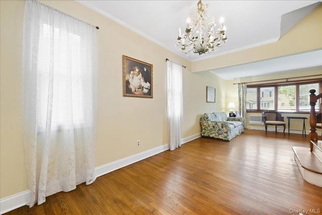 4001 Wicks Avenue, Seaford, NY 11783