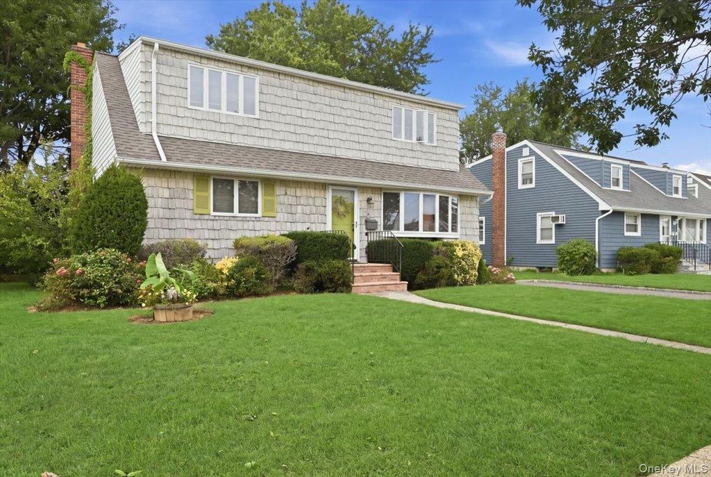 4001 Wicks Avenue, Seaford, NY 11783 — exterior