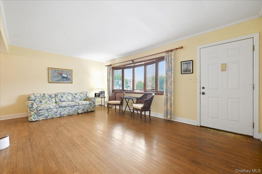 4001 Wicks Avenue, Seaford, NY 11783 — photo 5
