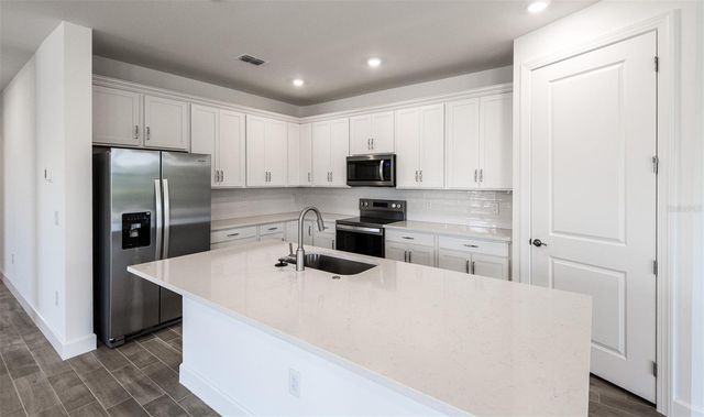 6957 HONEYBELL DRIVE, Nokomis, FL 34275