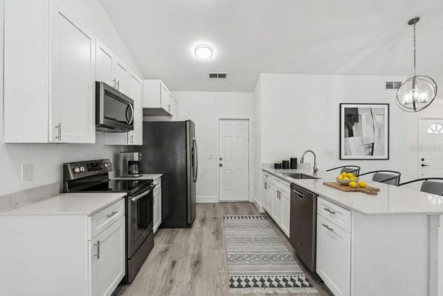 937 POTOMAC AVENUE, Deltona, FL 32738