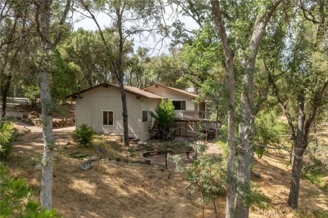 32413 Chickasaw Road, Coarsegold, CA 93614