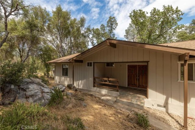 32413 Chickasaw Road, Coarsegold, CA 93614