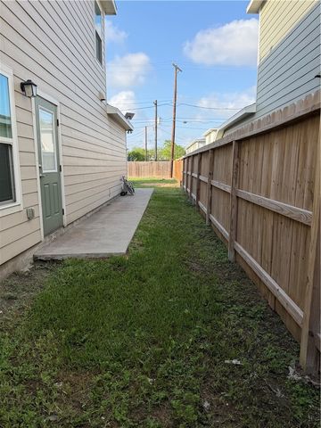 1430 Shely St, Corpus Christi, TX 78404