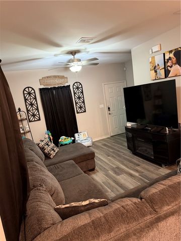 1430 Shely St, Corpus Christi, TX 78404