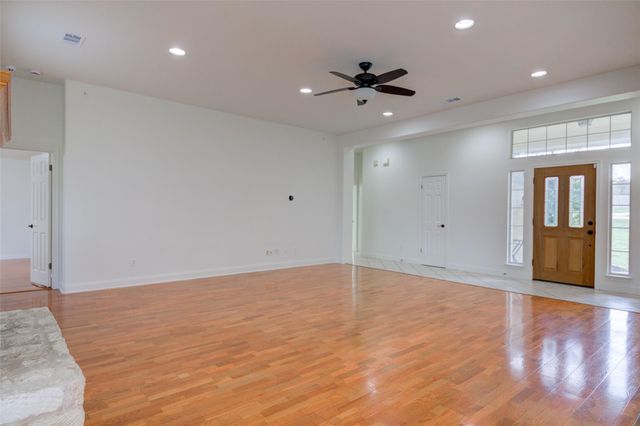 805 Kemp Hills DR, Austin, TX 78737