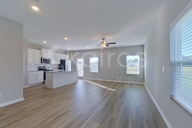 888 Silent Barge, Aiken, SC 29801