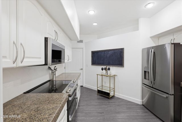 1747 E NORTHERN Avenue 140, Phoenix, AZ 85020