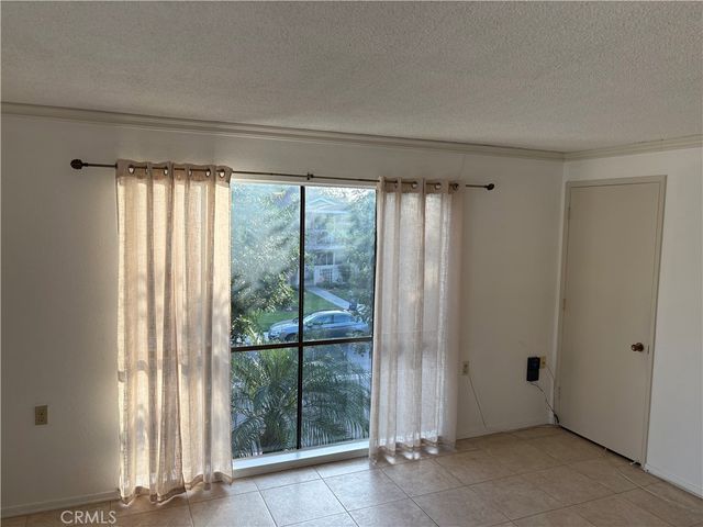 925 AVE MAJORCA O, Laguna Woods, CA 92637