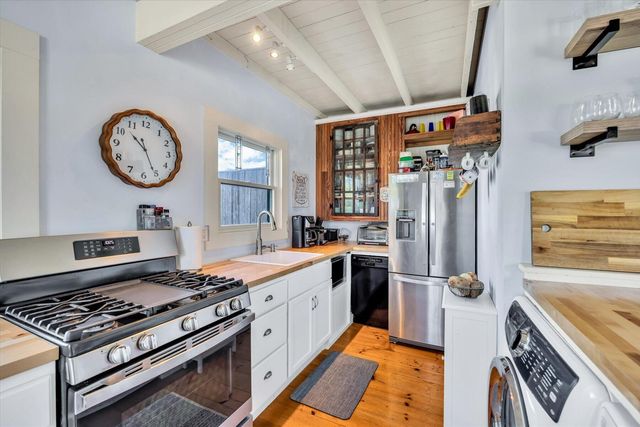 503 Shore Road 19, North Truro, MA 02652