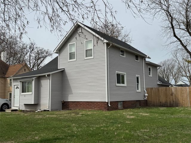 819 Division Street, Boone, IA 50036