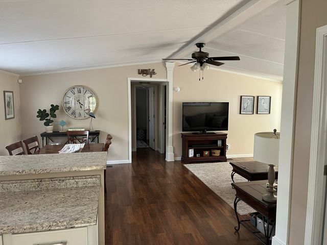 1221 Dove Lane, Summerton, SC 29148