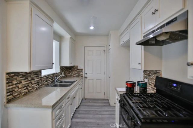 525 W Hampshire Avenue, Anaheim, CA 92805