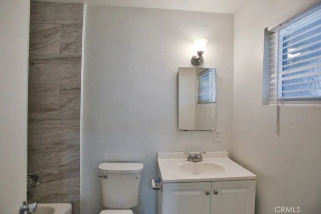 525 W Hampshire Avenue, Anaheim, CA 92805