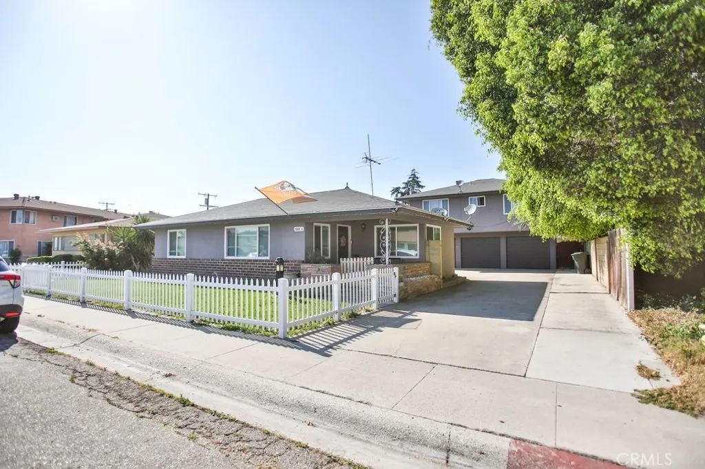 525 W Hampshire Avenue, Anaheim, CA 92805