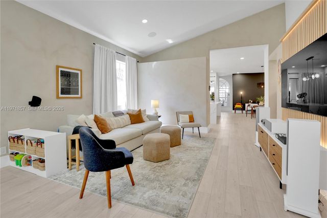 2772 Sucre Ave, Cooper City, FL 33026