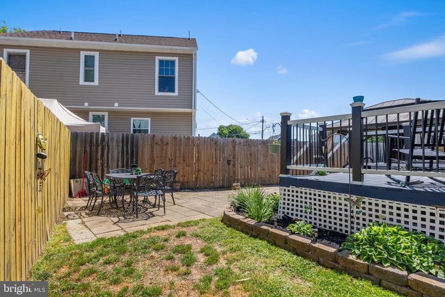 70 DEL RIO RD, Baltimore, MD 21222
