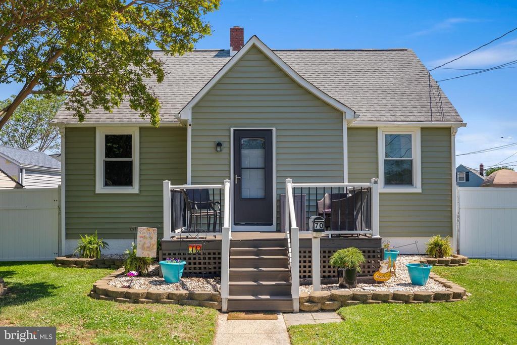 70 DEL RIO RD, Baltimore, MD 21222