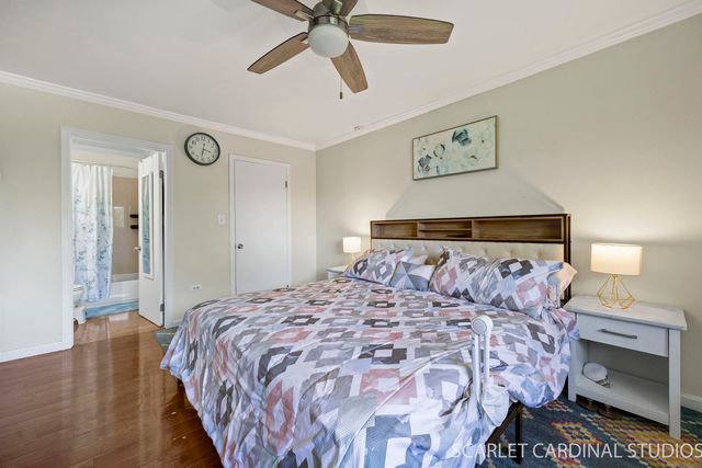 7413 Brookdale Drive 208, Darien, IL 60561
