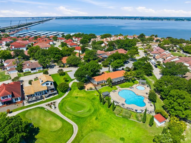 3115 Lakeside Drive, Rockwall, TX 75087