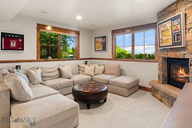 316 Belle Creek Road, Belgrade, MT 59714